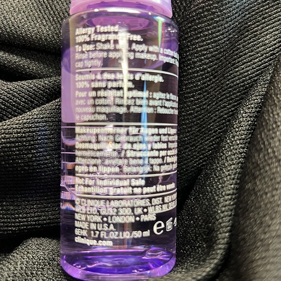 Clinique bundle with cosmetics bag - Picture 6 of 7